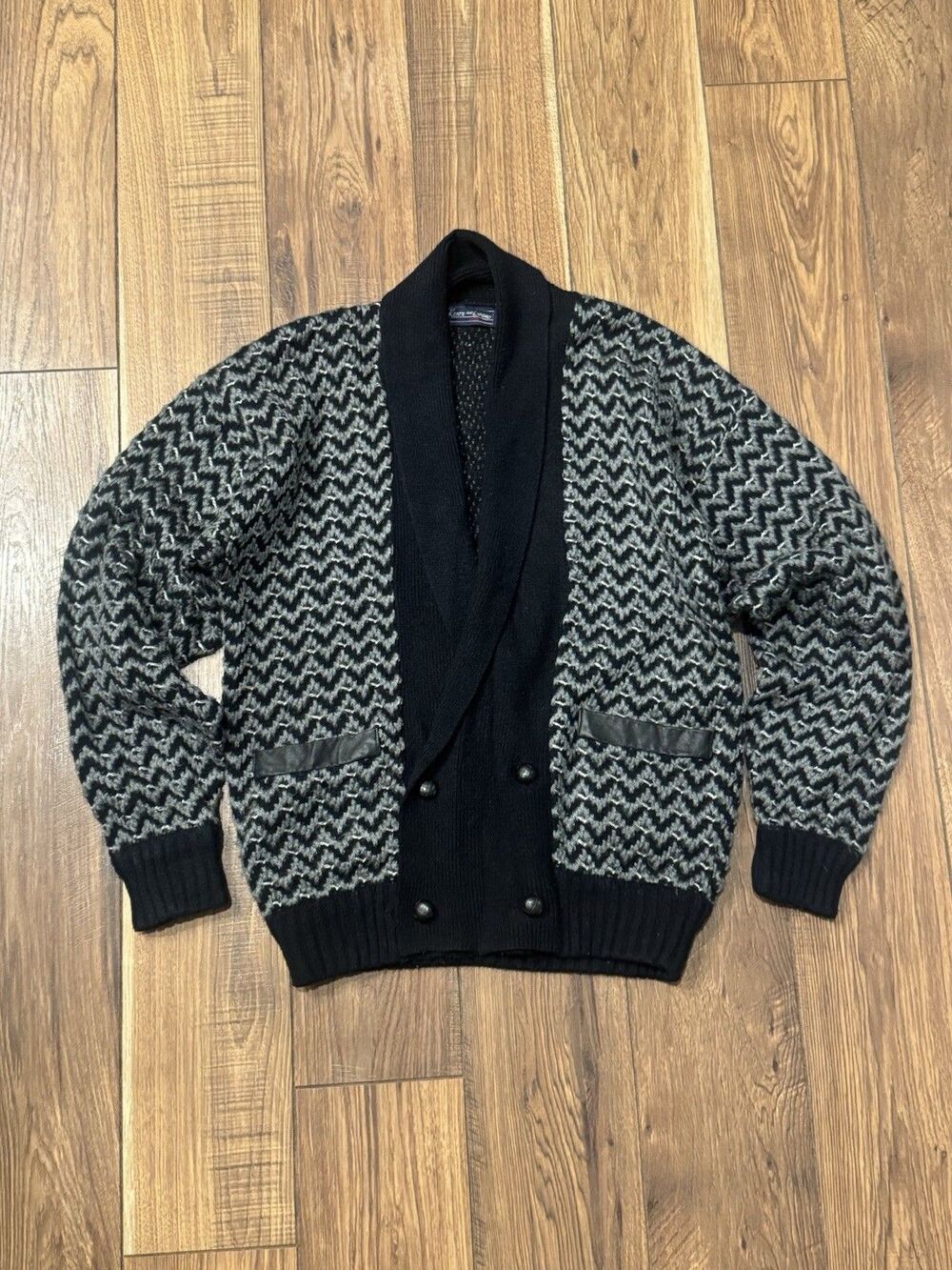 Vintage 80’s 90’s Cardigan Men’s M Black White Geometric Pattern Acrylic Knit